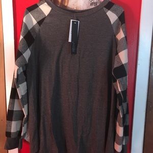 NWT XL Plaid Long Sleeve Top